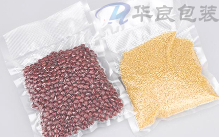  抽真空紋路袋與光面袋有什么區(qū)別？